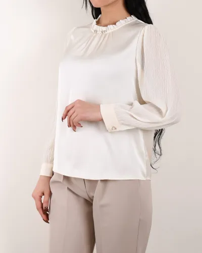 شومیز ساتن آلما OppsiC 0060